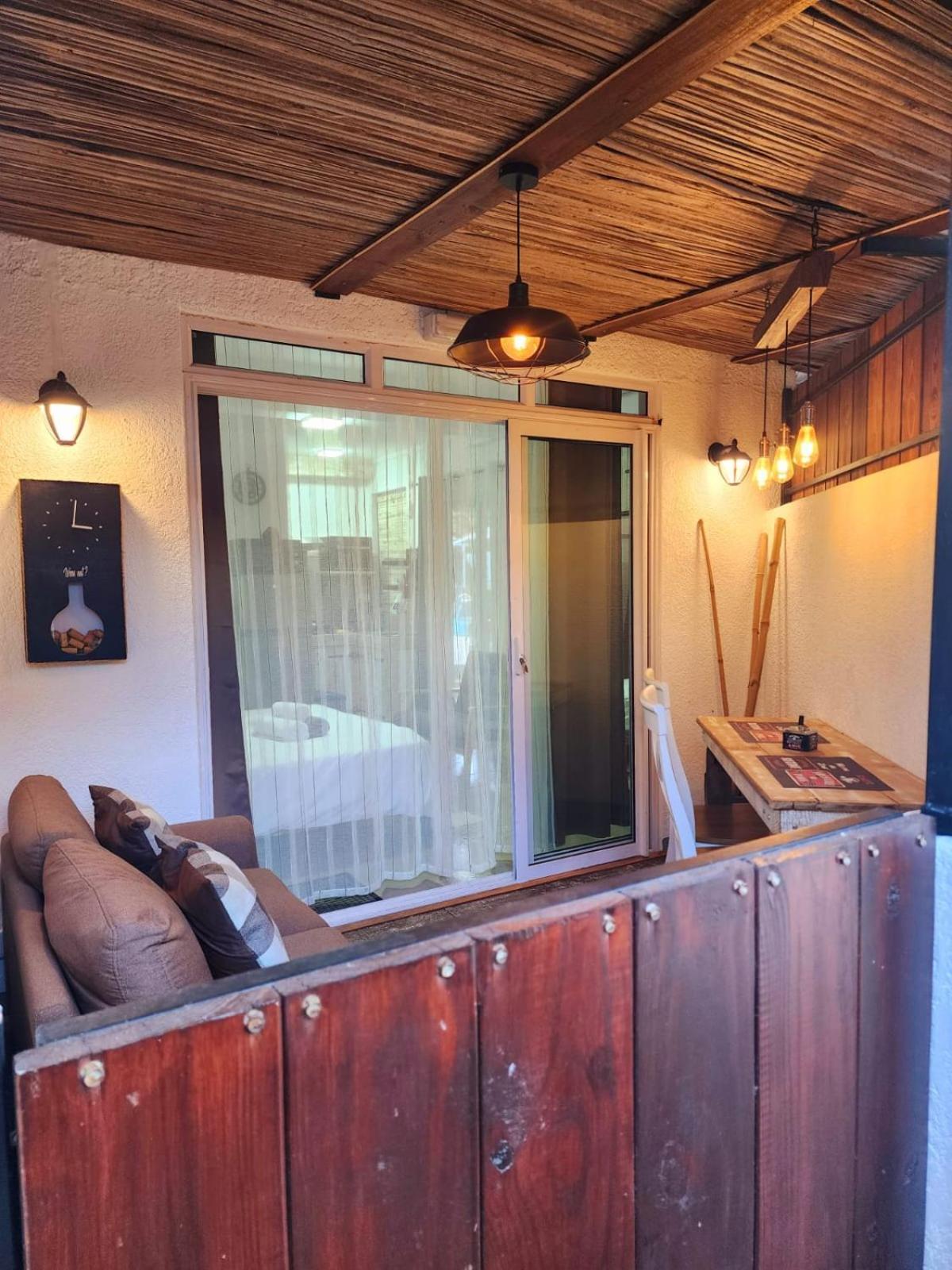 The Rustic Studio Гранд Байе Екстериор снимка