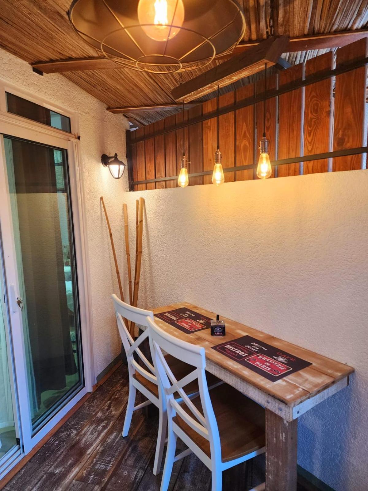 The Rustic Studio Гранд Байе Екстериор снимка