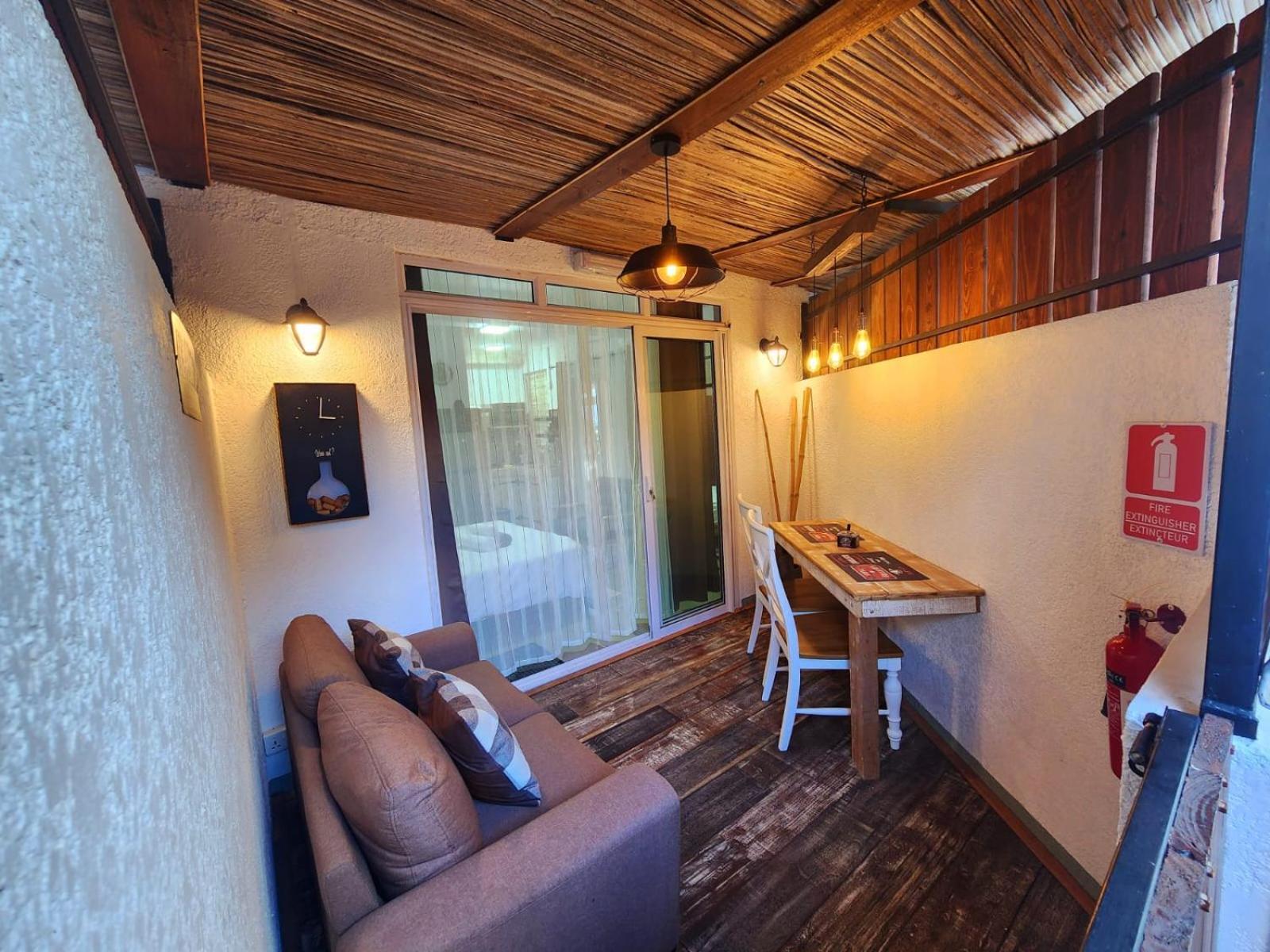 The Rustic Studio Гранд Байе Екстериор снимка